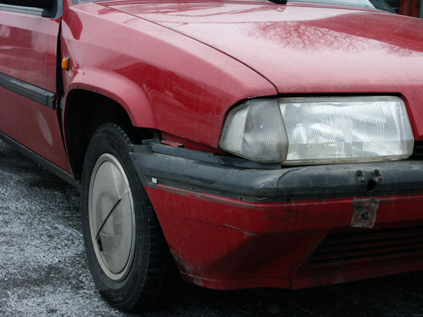 Min Citroën BX efter en parkeringsolycka