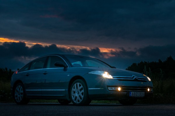 Citroen C6 2.7 HDi -07 utgör testbilen